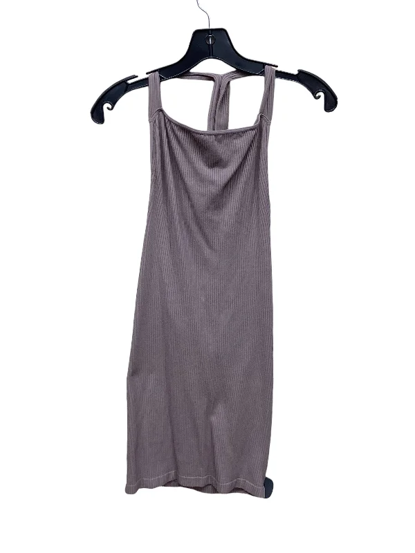 Dress Casual Short By Free People  Size: M