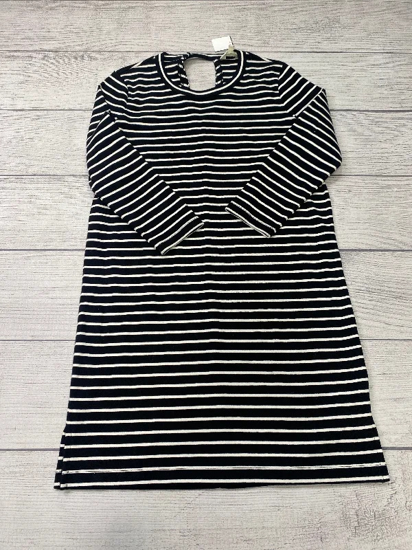 Dress Casual Short By Madewell In Striped Pattern, Size: S
